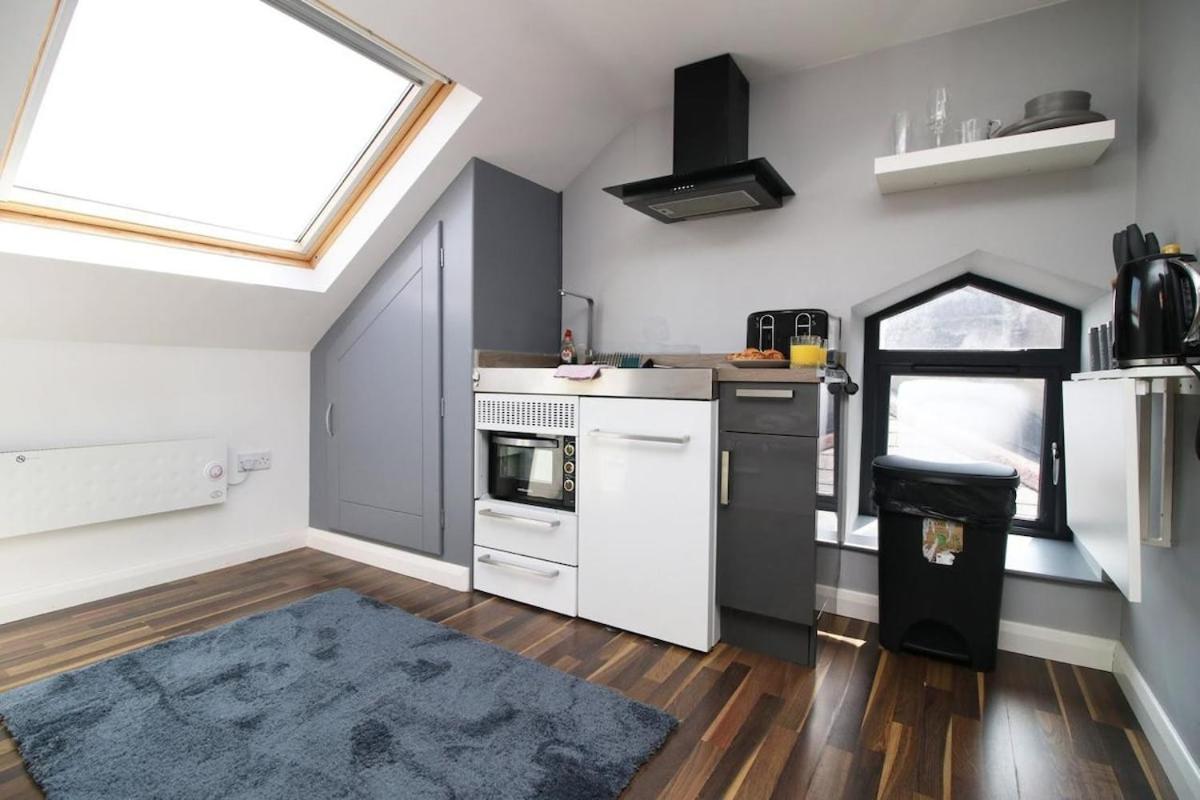 Chic & Trendy Studio Cardiff Buitenkant foto
